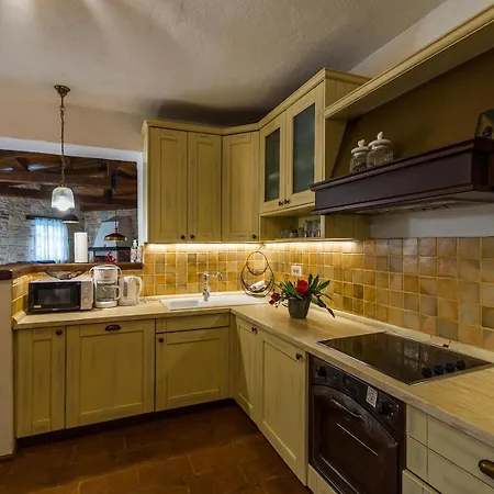 Campanula Barat (Porec)