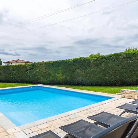 וילה Campanula Barat (Porec)