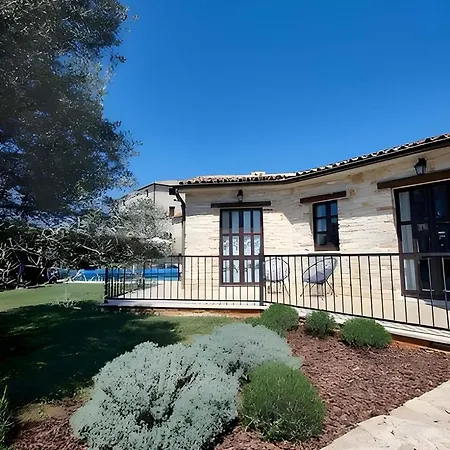 Villa Campanula